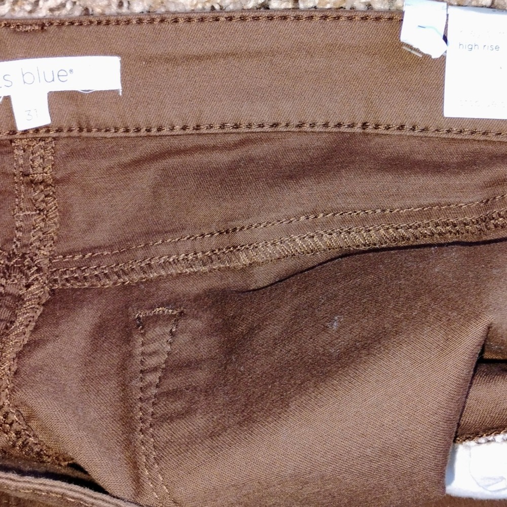 NWT STS Blue Riley Slim Boyfriend Pants – Brown | Size 31 | High Rise - Picture 4 of 4